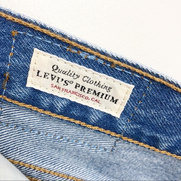 Levi’s | High Rise Logo Tape Denim Shorts 90’s - Picture 7 of 9